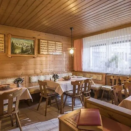 Pension Feichter Guest house