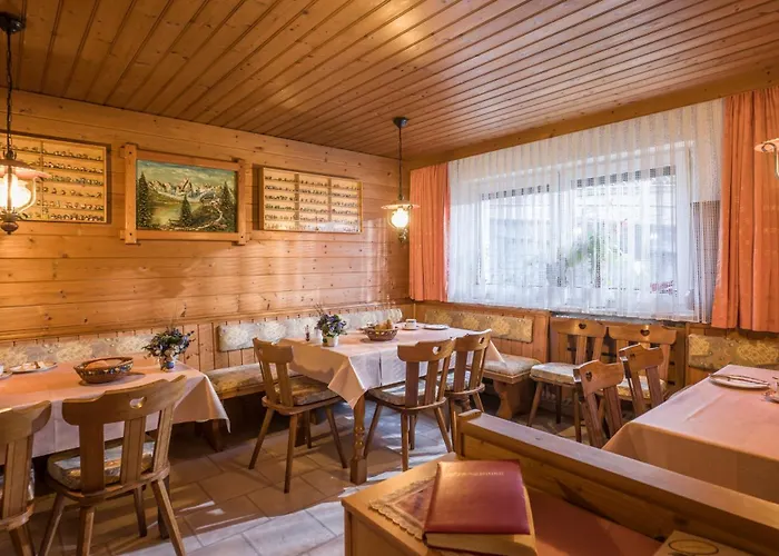 Feichter بيت ضيافة