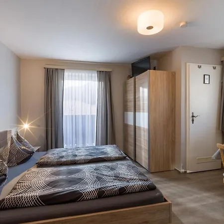 Pension Feichter Guest house Soll