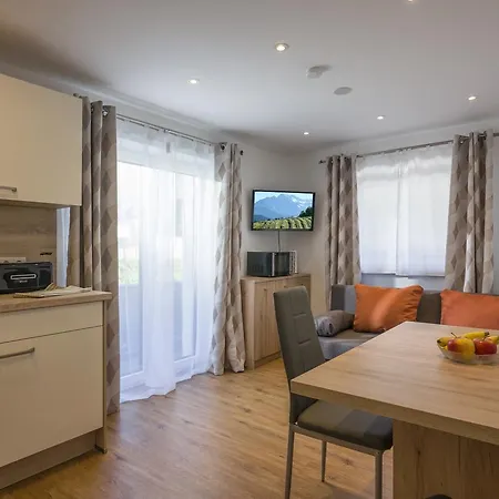 Guest house Pension Feichter 3*